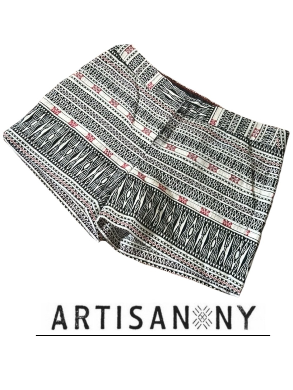Red and Black Southwestern Boho Shorts Size 6